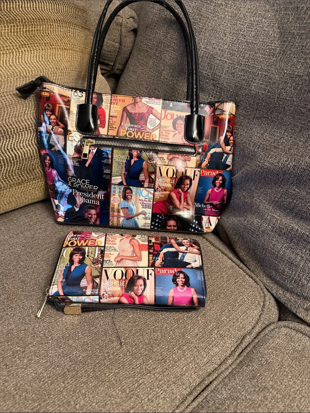 Magazine-Cover Print Tote and Wallet Set - Multicolor